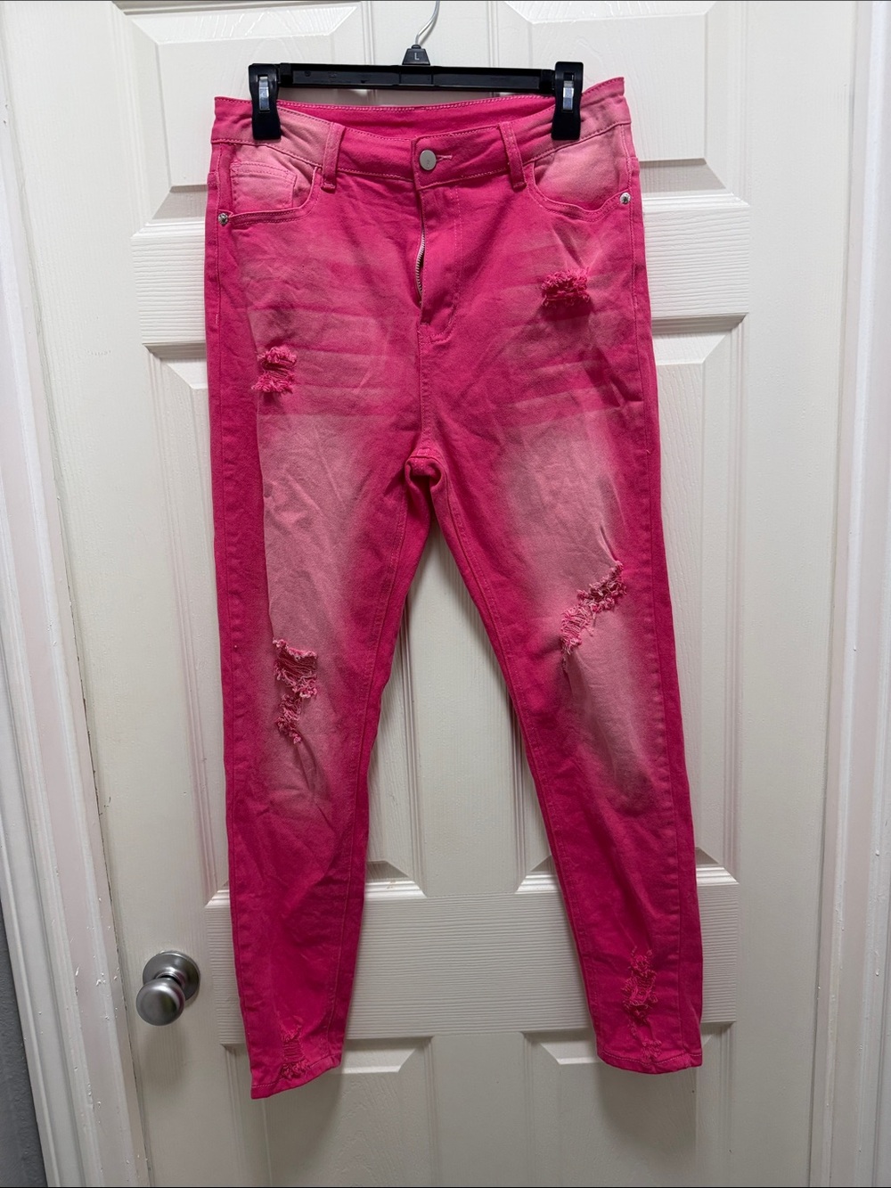 SHEIN Hot Pink Distressed Skinny Jeans